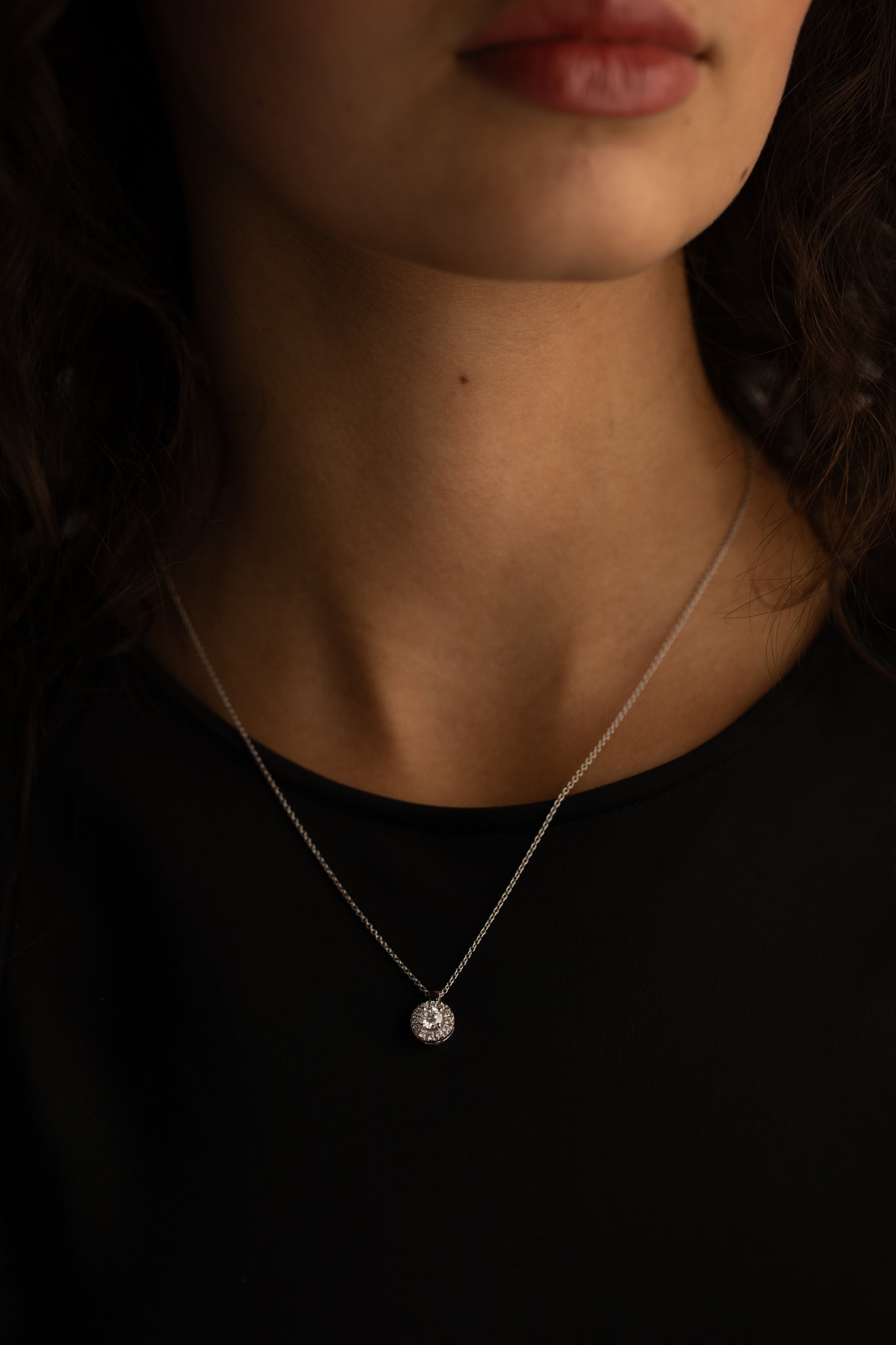 Halo Diamond Halsband