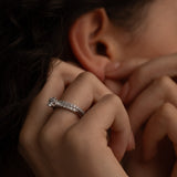 Rund Katedral Ring med sidostenar