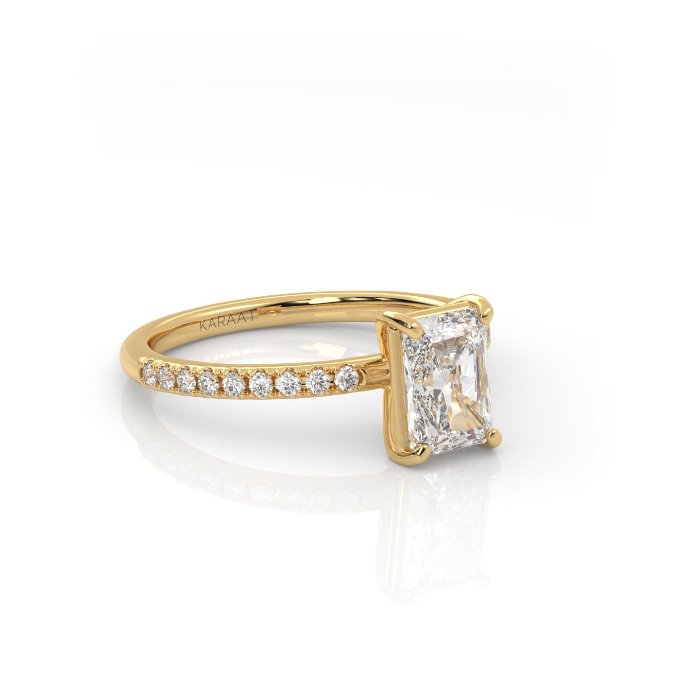 Radiant Solitärring med sidostenar